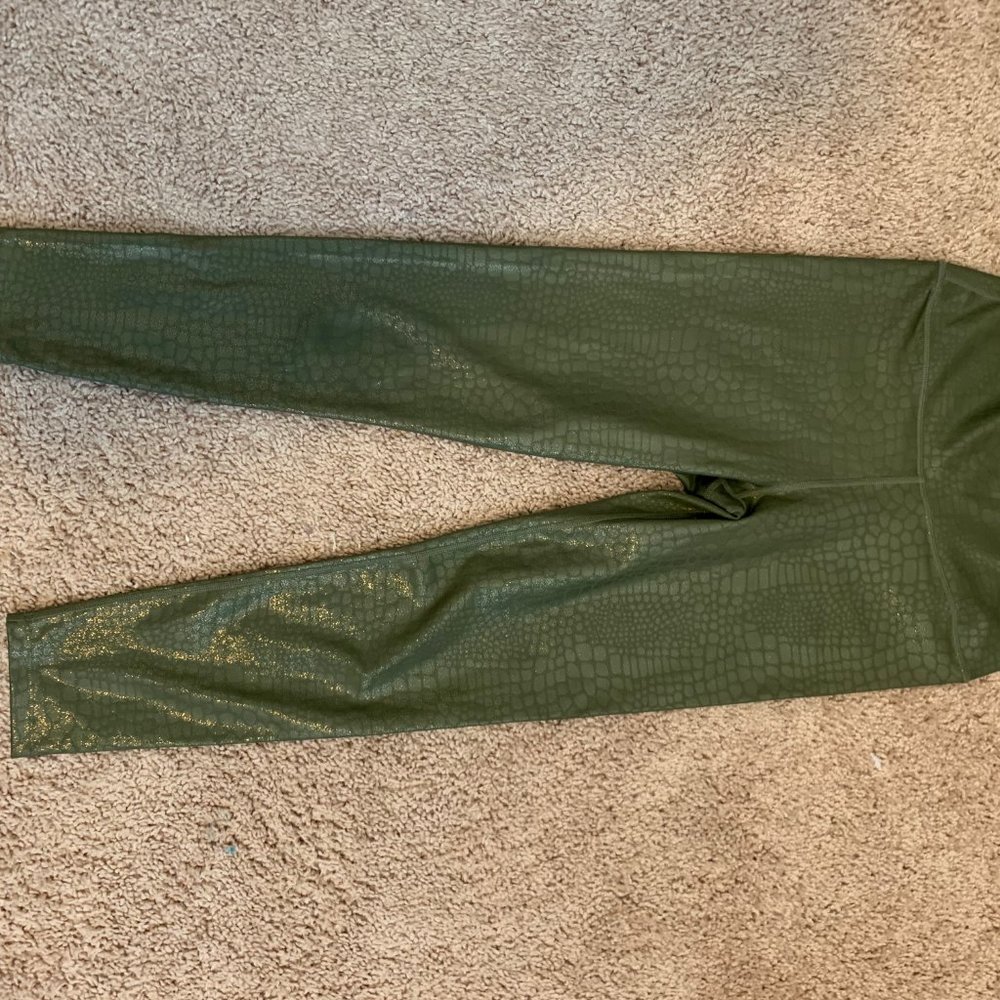 Carbon 38 Crocodile Foil High Rise 7/8 Legging